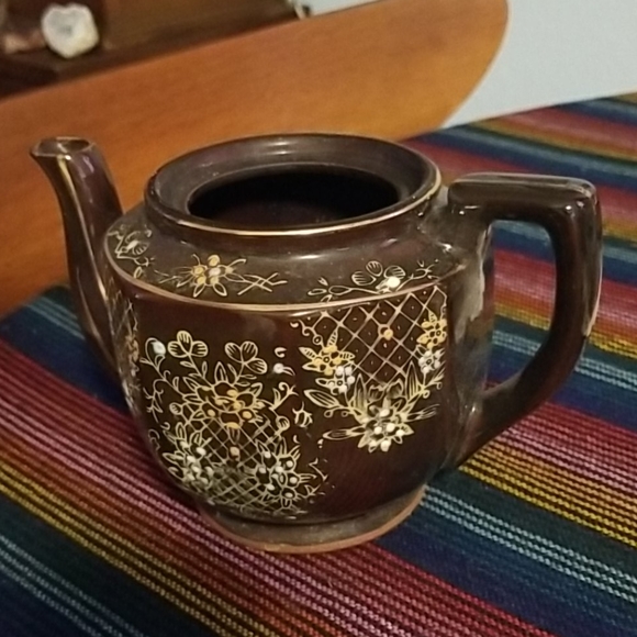 Vintage tea pot - Picture 3 of 13